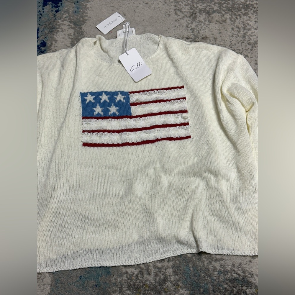 Gilli Cream Sweater with Flag Design